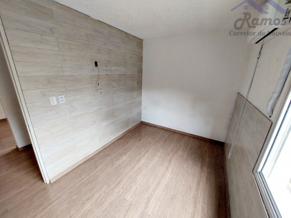 Imagem Imóvel com 2 Quartos à Venda, 50 m² em Vila Nova - Porto Alegre