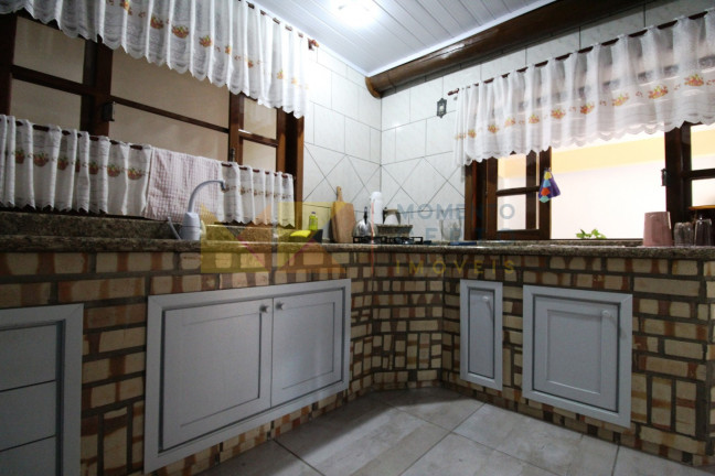 Imagem Sobrado com 5 Quartos à Venda, 325 m² em Salto Weissbach - Blumenau
