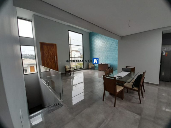 Imagem Casa de Condomínio com 4 Quartos à Venda, 257 m²