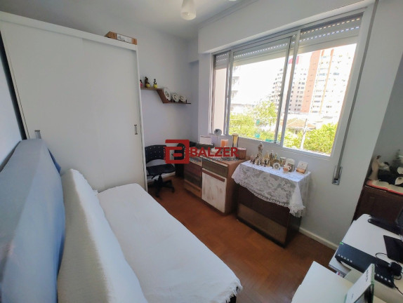 Imagem Apartamento com 2 Quartos à Venda, 93 m² em Centro - Florianópolis