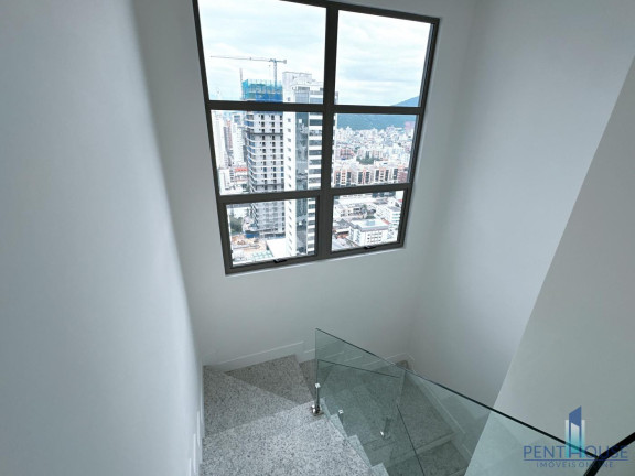 Cobertura com 5 Quartos à Venda, 321 m² em Pioneiros - Balneário Camboriú
