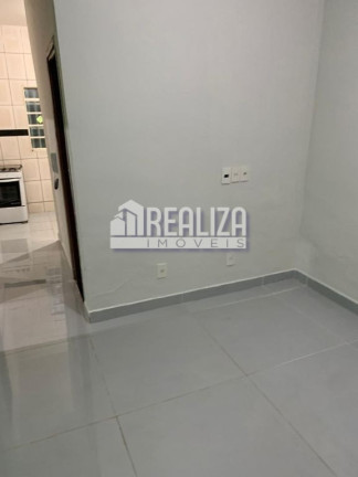 Imagem Casa com 2 Quartos à Venda, 200 m² em Conjunto Manoel Mendes - Uberaba Imagem Casa com 2 Quartos à Venda, 200 m² em Conjunto Manoel Mendes - Uberaba