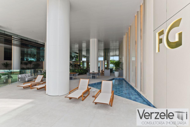 Imagem Apartamento com 4 Quartos à Venda, 196 m² em Centro - Balneário Camboriú