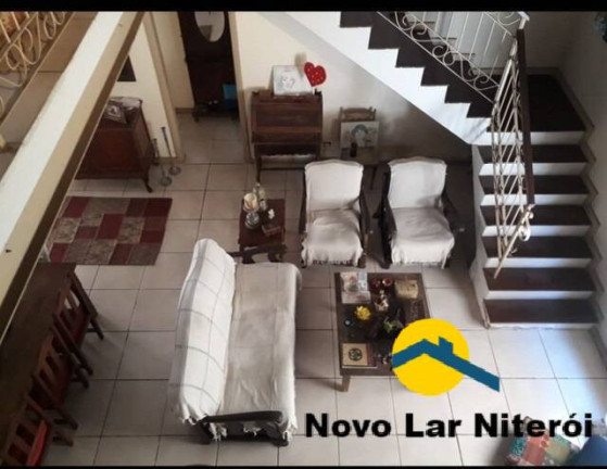 Imagem Casa com 5 Quartos à Venda, 250 m² em Piratininga - Niterói Imagem Casa com 5 Quartos à Venda, 250 m² em Piratininga - Niterói