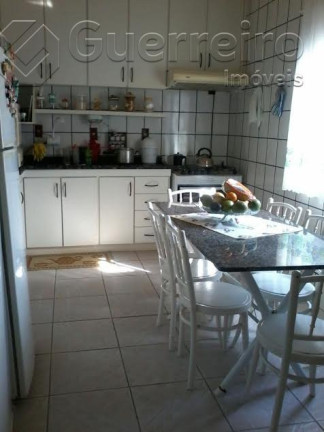 Imagem Casa com 4 Quartos à Venda, 256 m² em Monte Verde - Florianópolis Imagem Casa com 4 Quartos à Venda, 256 m² em Monte Verde - Florianópolis