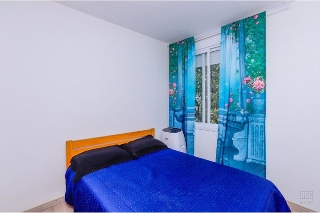 Imagem Imóvel com 2 Quartos à Venda, 46 m² em Cavalhada - Porto Alegre
