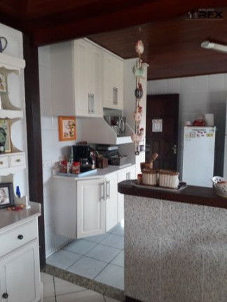 Imagem Casa de Condomínio com 4 Quartos à Venda, 630 m² em Sapê - Niterói Imagem Casa de Condomínio com 4 Quartos à Venda, 630 m² em Sapê - Niterói