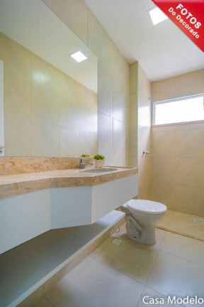 Imagem Casa com 3 Quartos à Venda, 105 m² em Centro - Eusébio