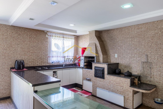 Casa com 3 Quartos à Venda, 221 m² em Cidade Industrial De Curitiba - Curitiba