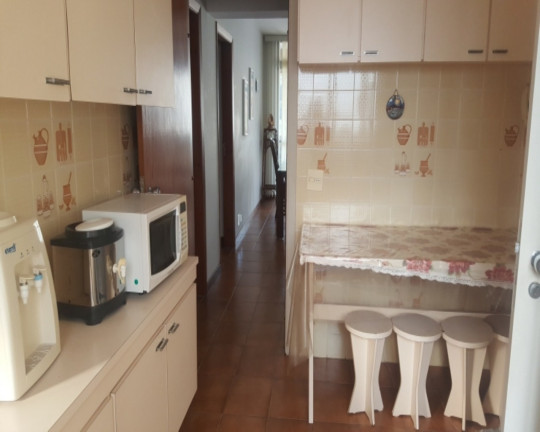 Imagem Imóvel com 3 Quartos à Venda, 320 m² em Pitangueiras - Guarujá Imagem Imóvel com 3 Quartos à Venda, 320 m² em Pitangueiras - Guarujá