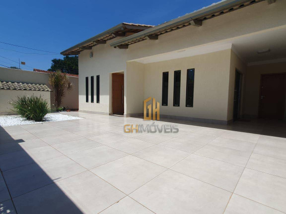 Imagem Casa com 3 Quartos à Venda, 300 m² em Setor Faiçalville - Goiânia