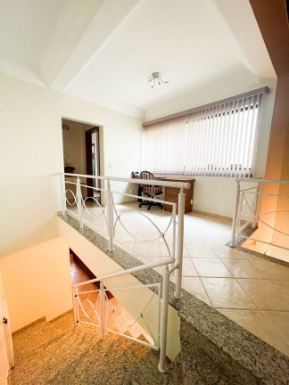 Imagem Sobrado com 3 Quartos à Venda, 407 m² em Dos Casa - São Bernardo Do Campo