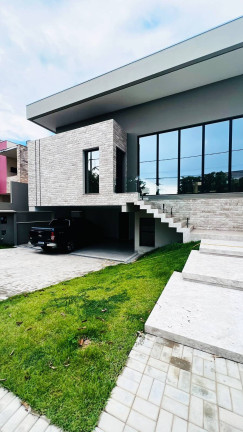 Imagem Casa com 3 Quartos à Venda, 309 m² em Condomínio Alphaville - Cuiabá Imagem Casa com 3 Quartos à Venda, 309 m² em Condomínio Alphaville - Cuiabá
