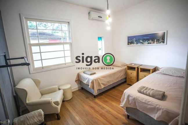 Imagem Casa com 2 Quartos à Venda, 110 m² em Pinheiros - São Paulo Imagem Casa com 2 Quartos à Venda, 110 m² em Pinheiros - São Paulo
