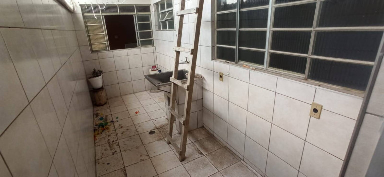 Imagem Casa com 2 Quartos à Venda,  em Cecap - Taubaté