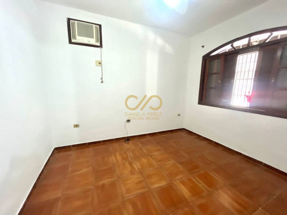 Imagem Casa com 2 Quartos à Venda, 200 m² em Guilhermina - Praia Grande Imagem Casa com 2 Quartos à Venda, 200 m² em Guilhermina - Praia Grande