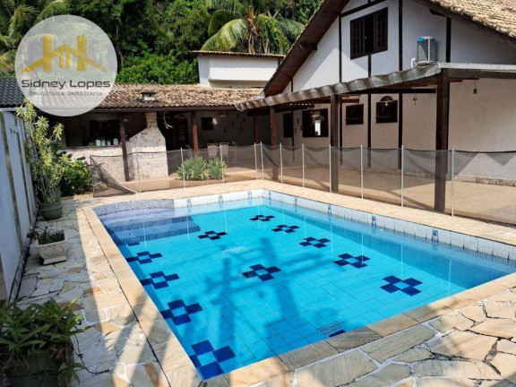 Casa com 3 Quartos à Venda, 250 m² em Freguesia De Jacarepaguá - Rio De Janeiro