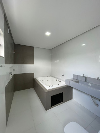 Imagem Casa com 3 Quartos à Venda, em Universidade - Vitória Da Conquista Imagem Casa com 3 Quartos à Venda, em Universidade - Vitória Da Conquista