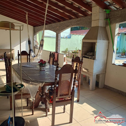 Imagem Casa com 3 Quartos à Venda, 360 m² em Jardim Santa Maria - Jacareí Imagem Casa com 3 Quartos à Venda, 360 m² em Jardim Santa Maria - Jacareí