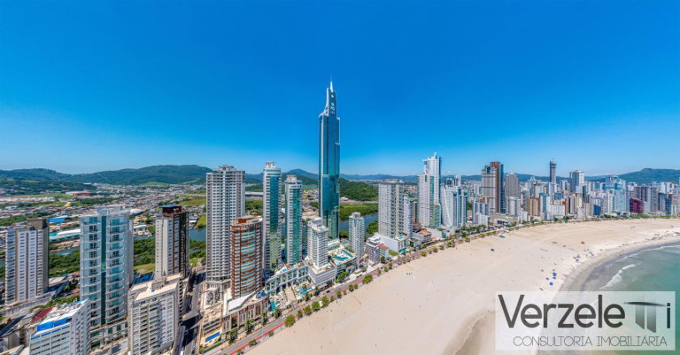 Imagem Apartamento com 4 Quartos à Venda, 196 m² em Centro - Balneário Camboriú