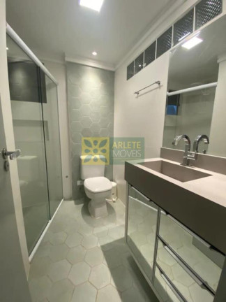 Imagem Casa com 5 Quartos à Venda, 165 m² em Centro - Porto Belo Imagem Casa com 5 Quartos à Venda, 165 m² em Centro - Porto Belo