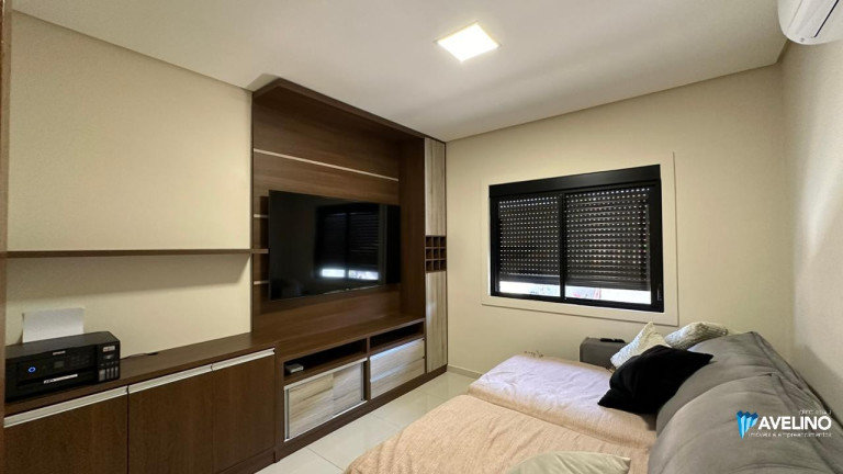 Imagem Sobrado com 3 Quartos à Venda, 220 m² em Tiradentes - Campo Grande Imagem Sobrado com 3 Quartos à Venda, 220 m² em Tiradentes - Campo Grande