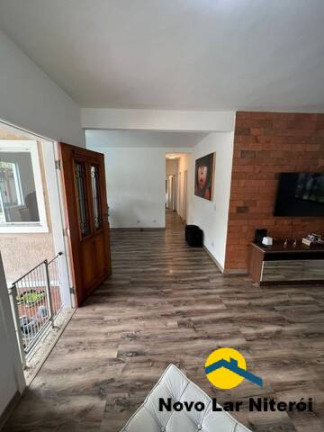 Imagem Casa com 4 Quartos à Venda, 150 m² em Itaipu - Niterói