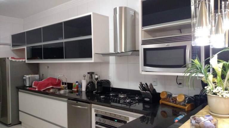 Imagem Casa com 4 Quartos à Venda, 250 m² em Setor Faiçalville - Goiânia Imagem Casa com 4 Quartos à Venda, 250 m² em Setor Faiçalville - Goiânia