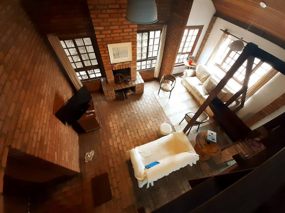 Imagem Casa com 4 Quartos à Venda, em Campeche - Florianópolis Imagem Casa com 4 Quartos à Venda, em Campeche - Florianópolis