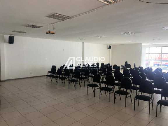 Imóvel Comercial para Alugar, 650 m² em Centro - Feira De Santana