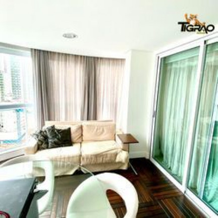 Imagem Apartamento com 2 Quartos à Venda, 158 m² em Centro - Balneário Camboriú