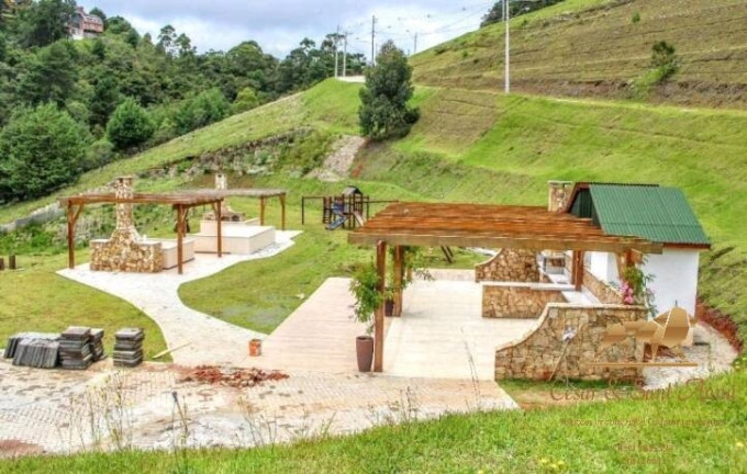 Imagem Terreno à Venda, 1.446 m² em Alto Do Capivari - Campos Do Jordão Imagem Terreno à Venda, 1.446 m² em Alto Do Capivari - Campos Do Jordão