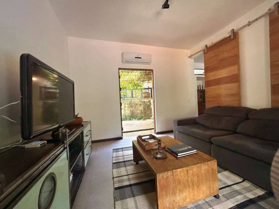 Imagem Casa de Condomínio com 3 Quartos à Venda, em Chácara Dos Lagos - Carapicuíba Imagem Casa de Condomínio com 3 Quartos à Venda, em Chácara Dos Lagos - Carapicuíba