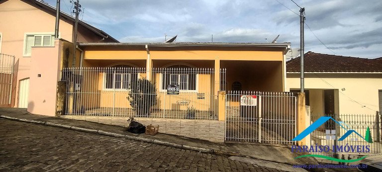 Imagem Casa à Venda, 184 m² em Centro - Paraisópolis Imagem Casa à Venda, 184 m² em Centro - Paraisópolis
