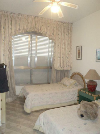 Imagem Apartamento com 3 Quartos para Alugar, 185 m² em Pitangueiras - Guarujá Imagem Apartamento com 3 Quartos para Alugar, 185 m² em Pitangueiras - Guarujá