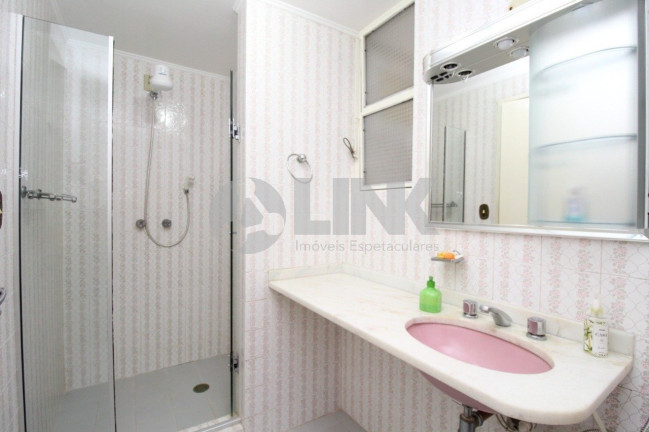 Imagem Apartamento com 3 Quartos à Venda, 136 m² em Petrópolis - Porto Alegre