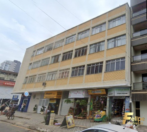 Kitnet com 1 Quarto à Venda, 65 m² em Centro - Guarapari