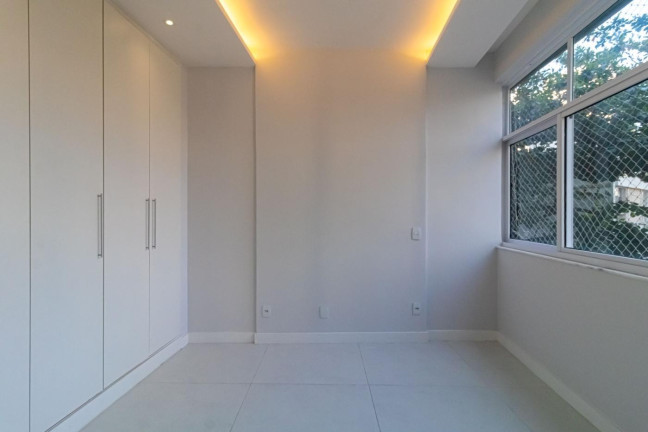Imagem Apartamento com 3 Quartos à Venda, 112 m² em Ipanema - Rio De Janeiro Imagem Apartamento com 3 Quartos à Venda, 112 m² em Ipanema - Rio De Janeiro