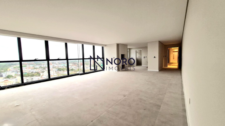 Apartamento com 3 Quartos à Venda, 193 m² em Nossa Senhora Medianeira - Santa Maria