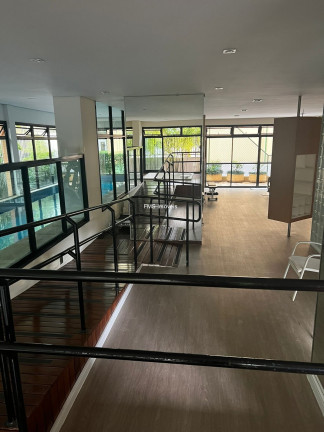 Imagem Imóvel com 3 Quartos à Venda, 191 m² em Vila Suzana - São Paulo