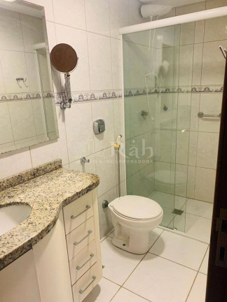 Imagem Apartamento com 3 Quartos à Venda, 260 m² em Centro - Balneário Camboriú Imagem Apartamento com 3 Quartos à Venda, 260 m² em Centro - Balneário Camboriú