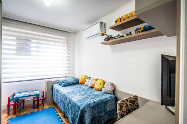 Imagem Imóvel com 3 Quartos à Venda, 109 m² em Centro Histórico - Porto Alegre Imagem Imóvel com 3 Quartos à Venda, 109 m² em Centro Histórico - Porto Alegre