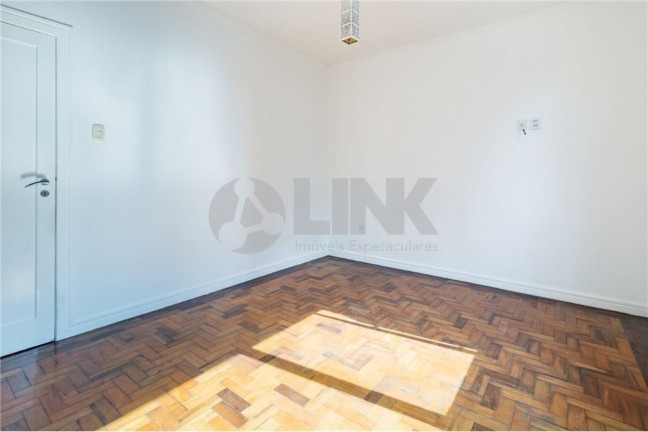 Imagem Apartamento com 3 Quartos à Venda, 96 m² em Menino Deus - Porto Alegre Imagem Apartamento com 3 Quartos à Venda, 96 m² em Menino Deus - Porto Alegre