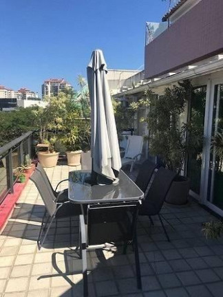 Imagem Cobertura com 3 Quartos à Venda, 240 m² em Barra Da Tijuca - Rio De Janeiro