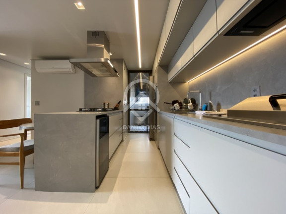 Imagem Apartamento com 2 Quartos à Venda, 72 m² em Campo Belo - São Paulo