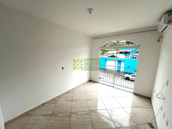 Imagem Apartamento com 2 Quartos para Alugar, 70 m² em Centro - Porto Belo Imagem Apartamento com 2 Quartos para Alugar, 70 m² em Centro - Porto Belo