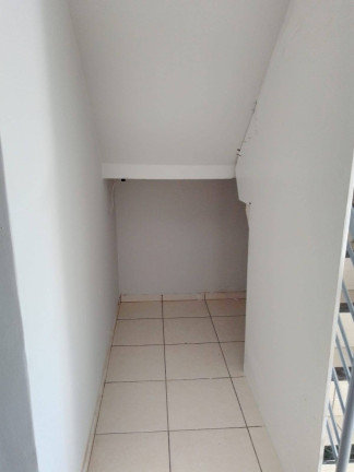 Imagem Sobrado com 3 Quartos para Alugar,  em Jardim Vale Das Perobas Ii - Arapongas