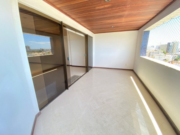 Imagem Imóvel com 4 Quartos à Venda, 267 m² em Rio Vermelho - Salvador Imagem Imóvel com 4 Quartos à Venda, 267 m² em Rio Vermelho - Salvador