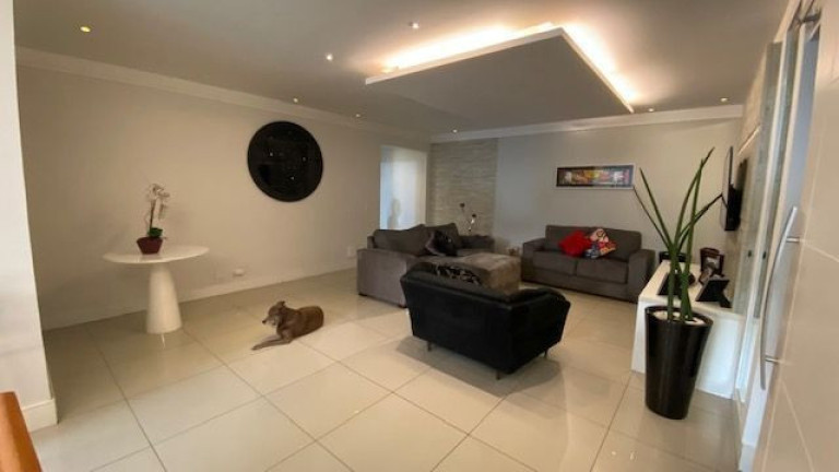 Imagem Apartamento com 3 Quartos à Venda, 147 m² em Pompéia - Santos