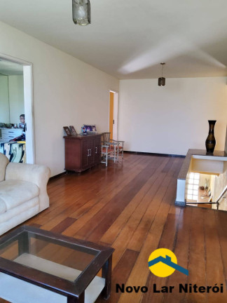 Imagem Casa com 5 Quartos à Venda, 320 m² em Maria Paula - Niterói